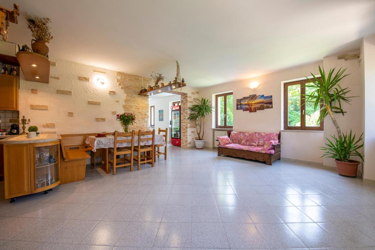 Le3Sirene Apartman Brentino Belluno Kültér fotó